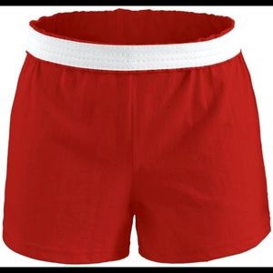 Red soffe shorts in woman’s